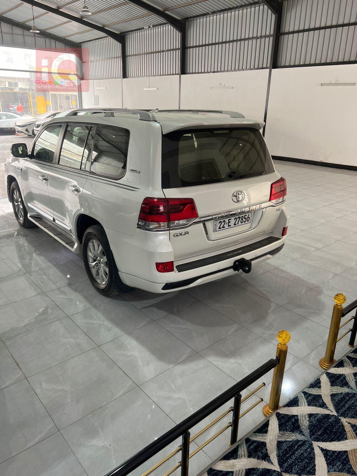 تويوتا لاندكروزر